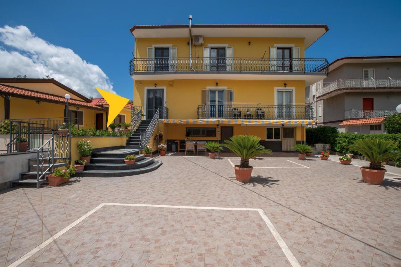 B&B L'Abbraccio Casola di Napoli Exterior foto